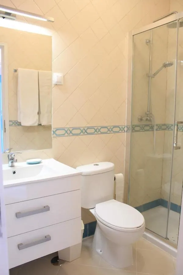 Fantastica Casa Com 4 Quartos Na Prainha Alvor